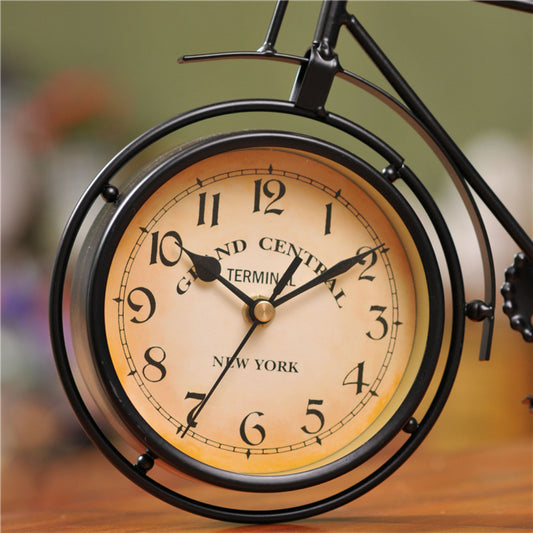 Vintage Antique-Style Metal Bicycle Decor Clock Timepiece with Retro Charm